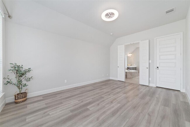 Building Photo - 18402 Ingliston ln