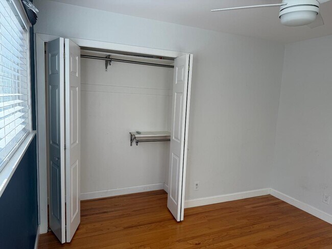 Building Photo - 3415 Isherwood Pl