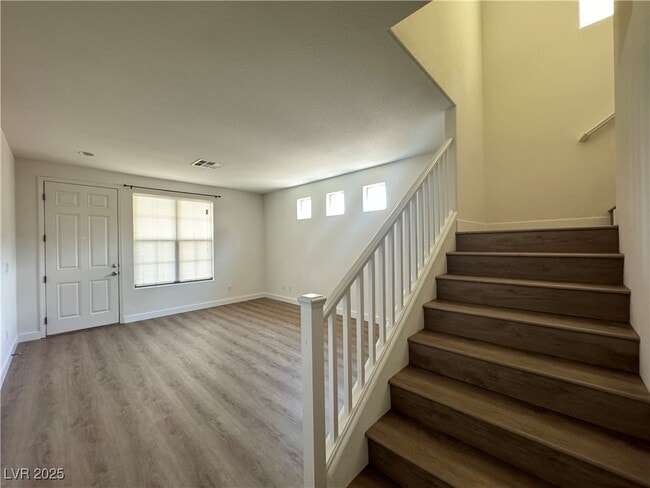 Building Photo - 4243 S Sugar Dr