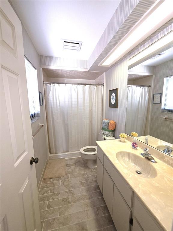 Building Photo - 804 Palm Harbor Ct
