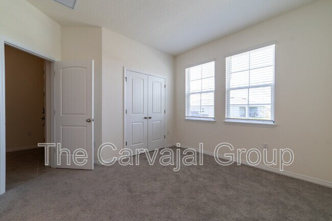 Building Photo - 1813 Walnut Crk Dr