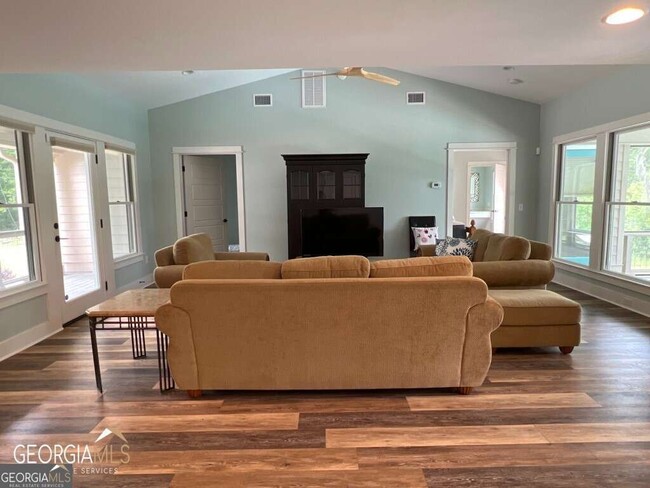 Building Photo - 67 Stoney Brook Ln