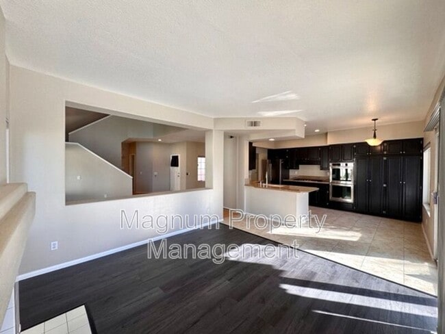 Building Photo - 40085 Temecky Way