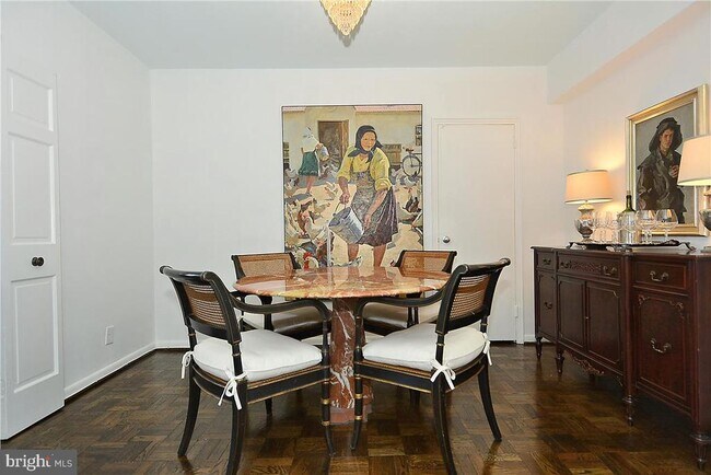 Building Photo - 2500 Q St NW