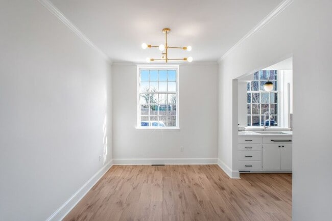 Building Photo - 1216 Sophia St