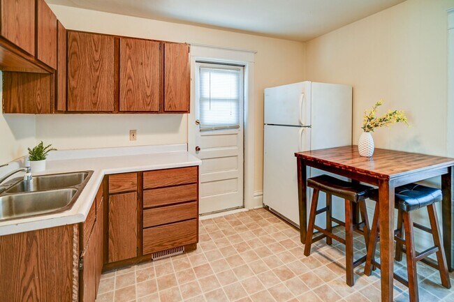 Building Photo - 2636 Stevens St