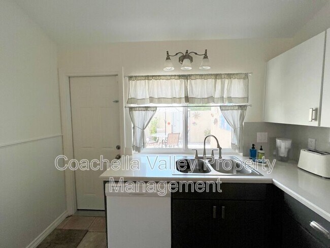 Building Photo - 2010 Lawrence Crossley Rd