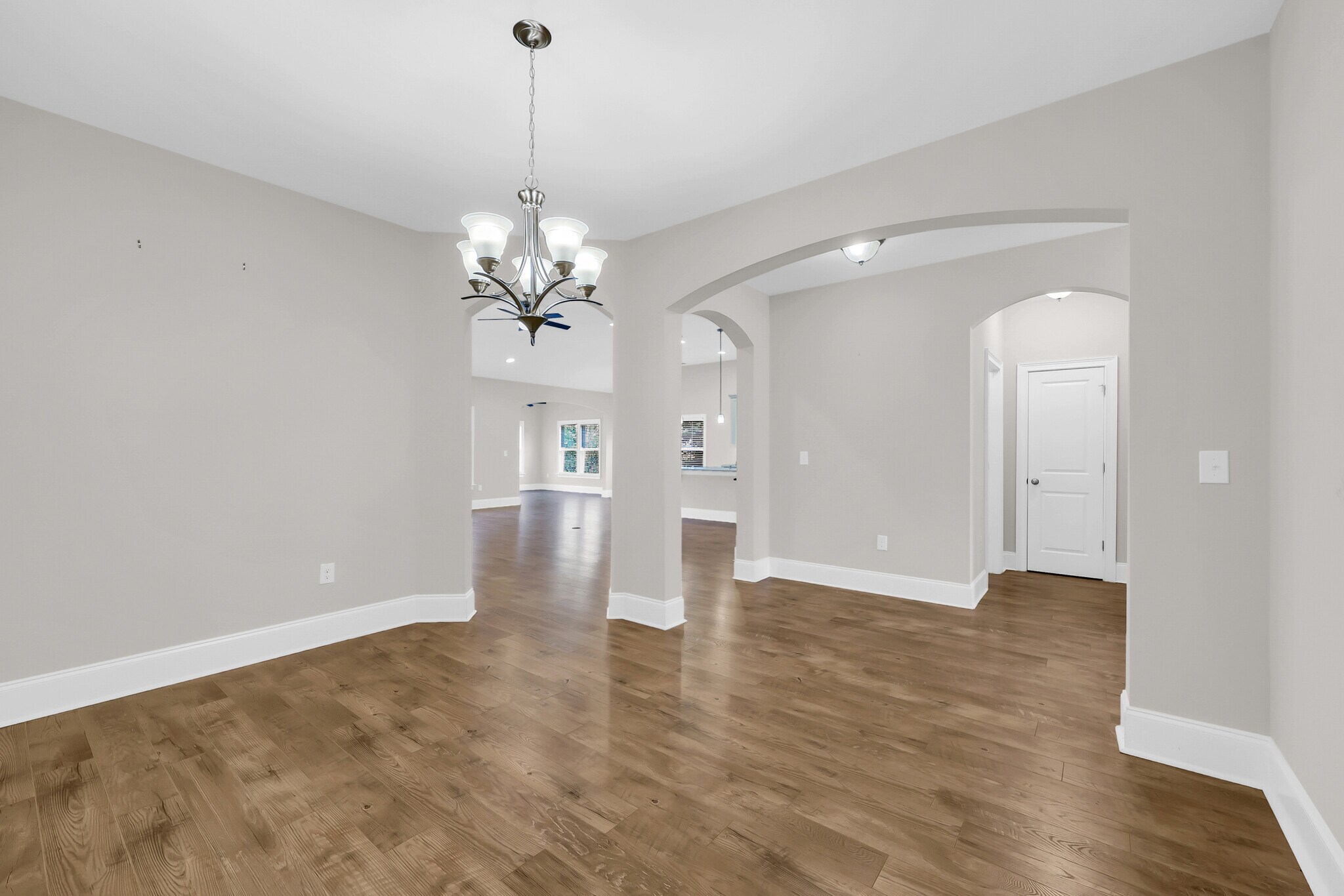 Building Photo - 1758 Edgewood Dr