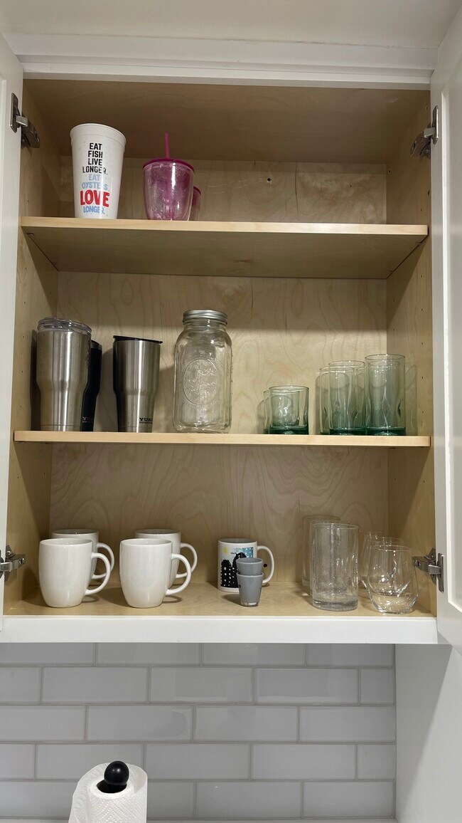 Building Photo - 6026 Birchbrook Dr