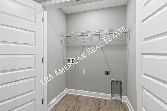 Building Photo - 406 Walters Cir