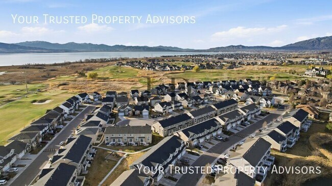 Building Photo - 960 S 2040 W