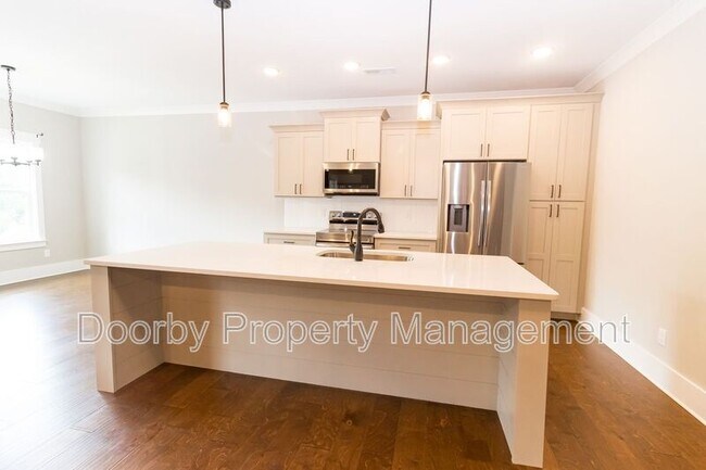 Building Photo - 2760 Ridge Park Dr
