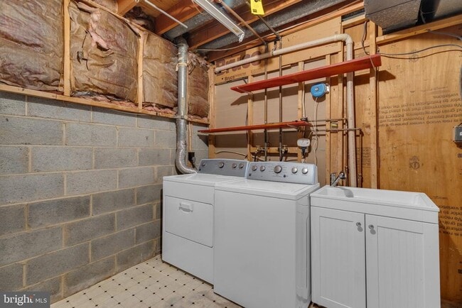 Building Photo - 7428 Fountain Head Dr