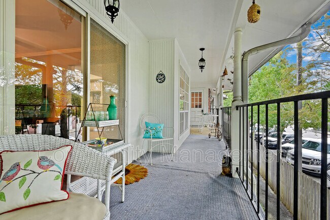 Building Photo - 7950 Jefferson Hwy