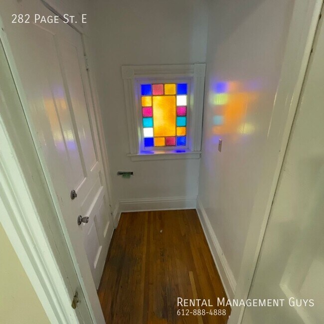 Building Photo - 282/284 Page St E