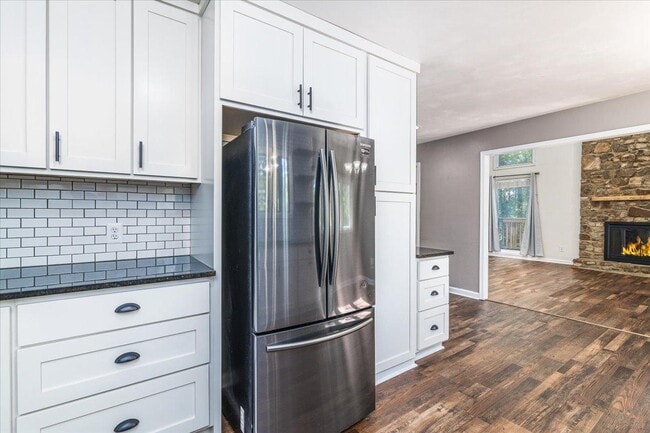 Building Photo - 5708 Bridlewood Dr