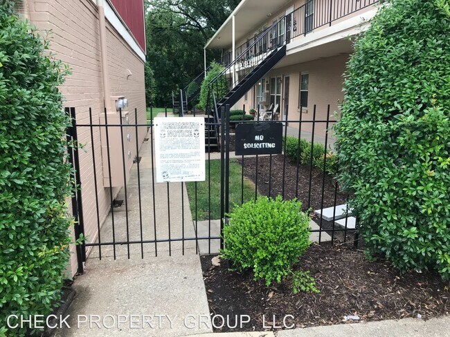 Building Photo - 1 br, 1 bath House - 1964 Goldsmith Lane C7
