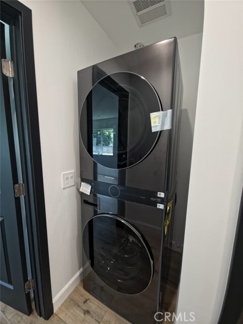 Building Photo - 7333 Vanalden Ave