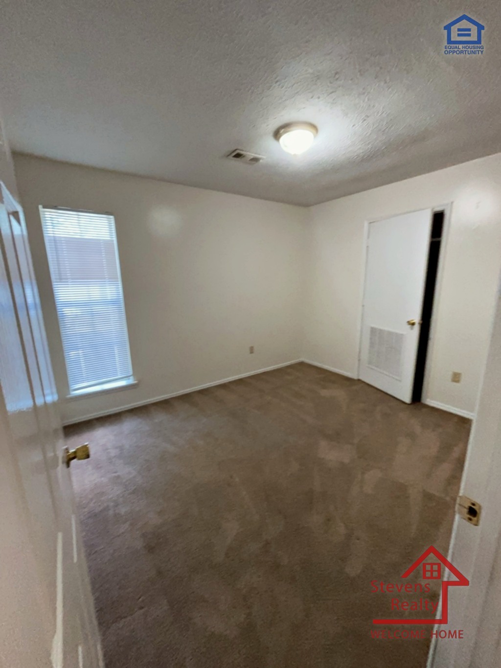 Building Photo - 62 Bybee Woods Dr