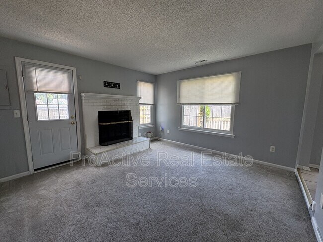 Building Photo - 1501 Antler Cir