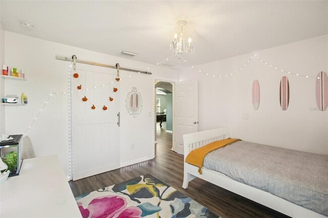 Building Photo - 2624 Kenchester Loop