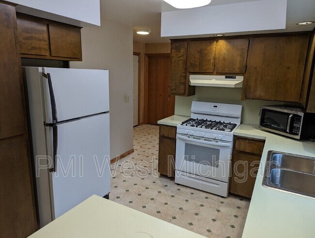 Building Photo - 4537 21st St