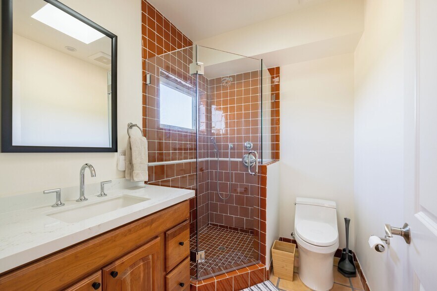 2nd Bedroom - 6726 Wandermere Rd