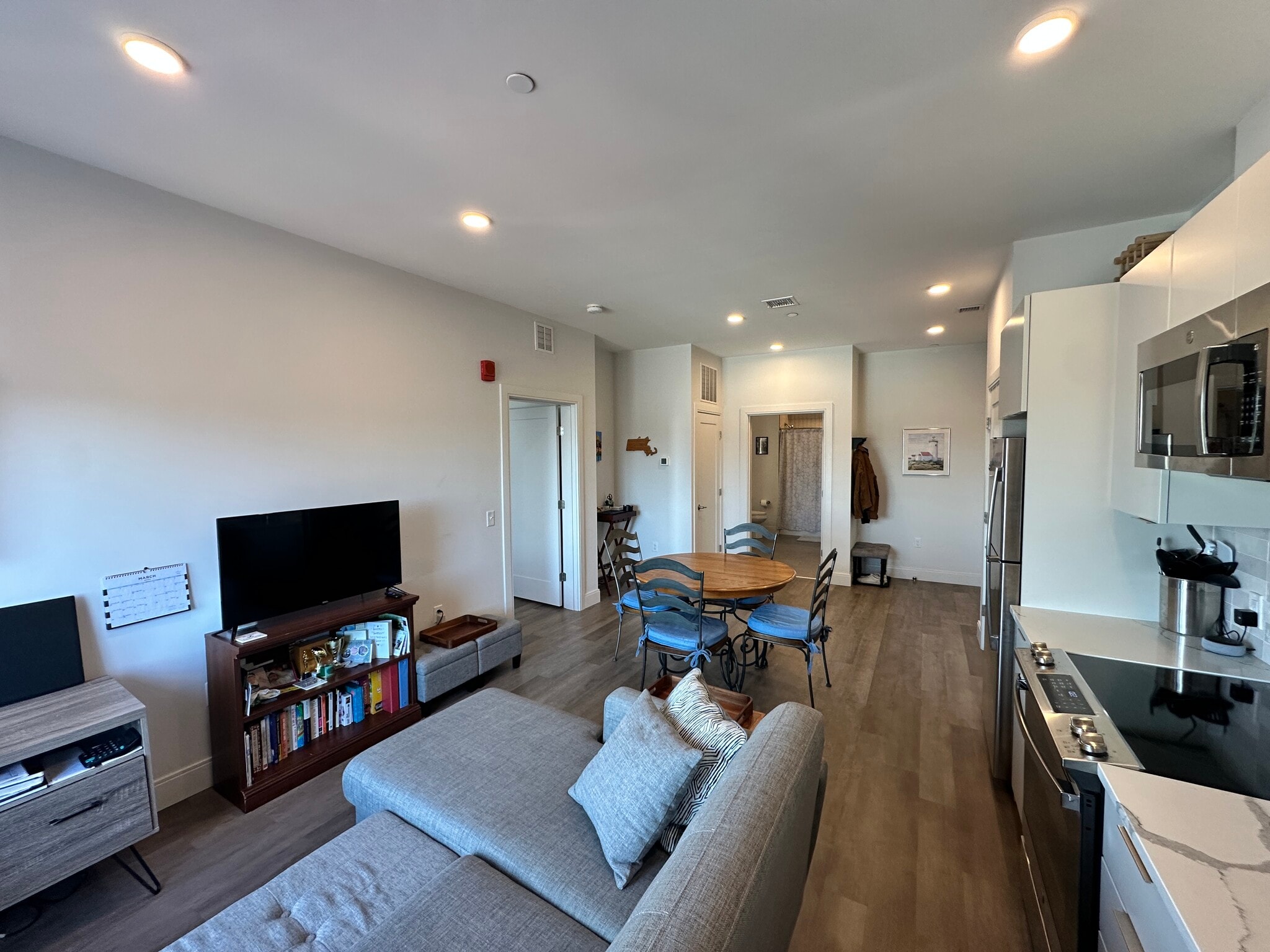 Building Photo - 951 Dorchester Ave