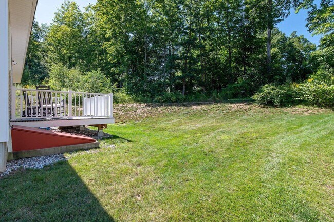 Building Photo - 30 Copley Dr