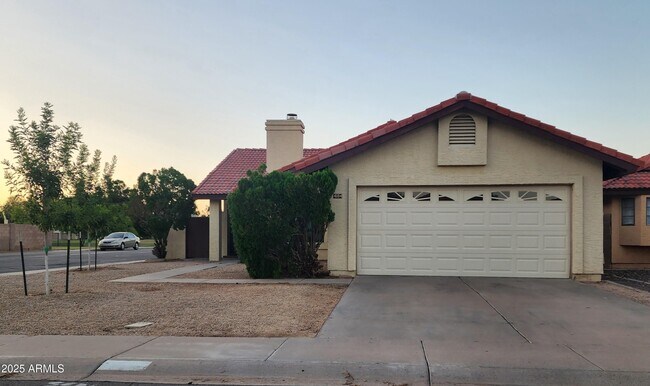 Primary Photo - 4184 W Gail Dr