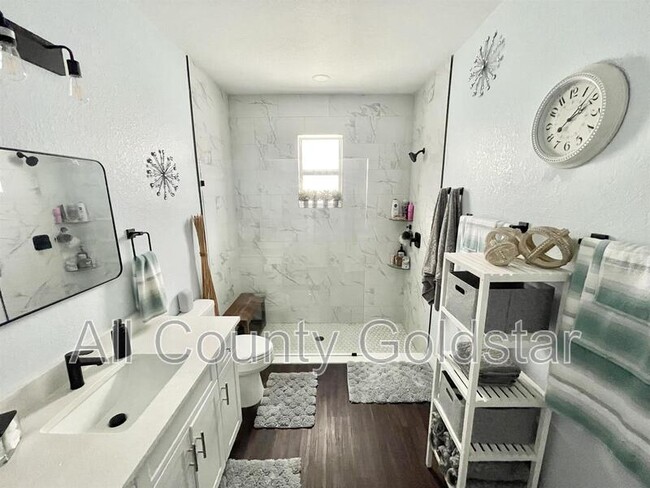 Building Photo - 14108 Chesswood Ln