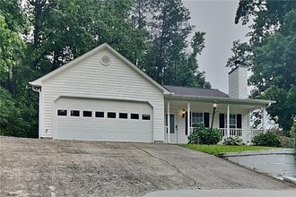 Building Photo - 2979 Trotters Crest Dr