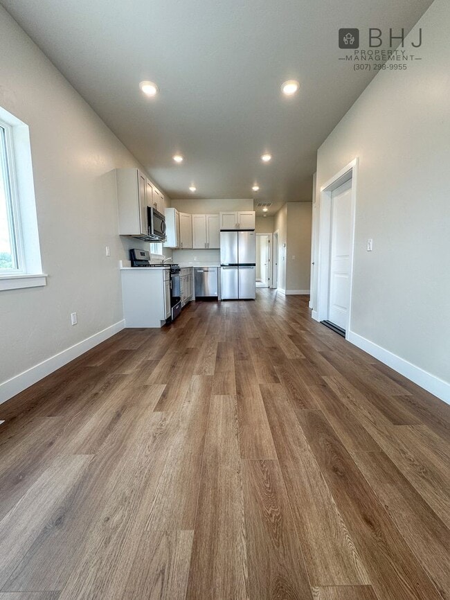 Building Photo - BRAND NEW! 2 BED/ 2BATH Dog Friendly Twin ...