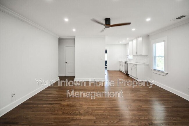 Building Photo - 959 Dill Ave SW