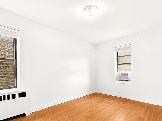 Building Photo - 30-83 Crescent Street