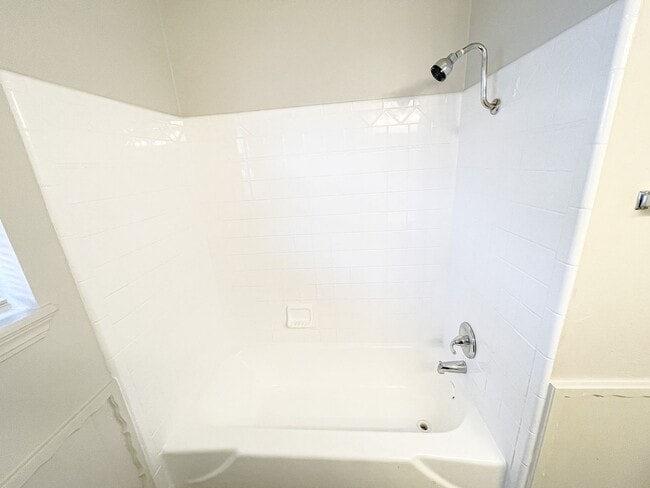 Building Photo - 3108 Longridge Rd