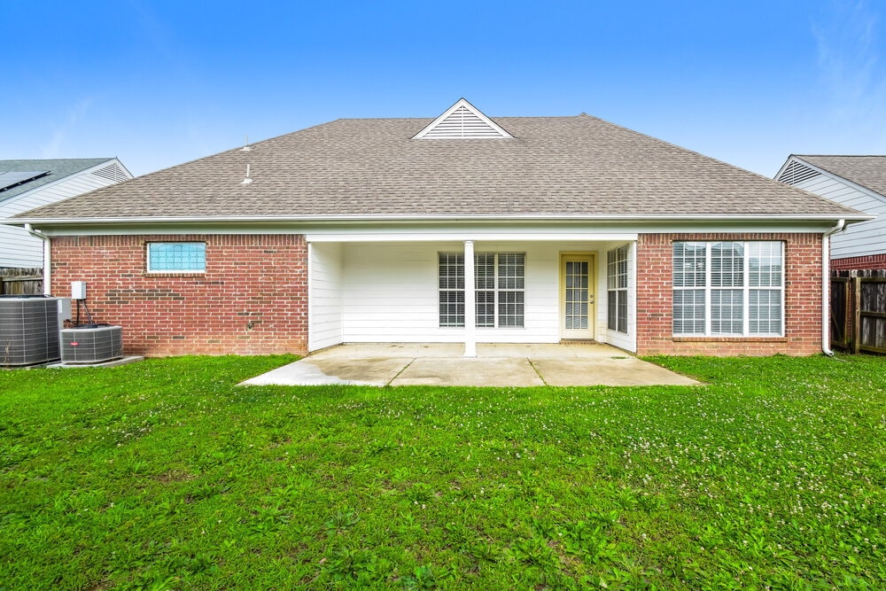 Building Photo - 5678 Kuykendall Dr