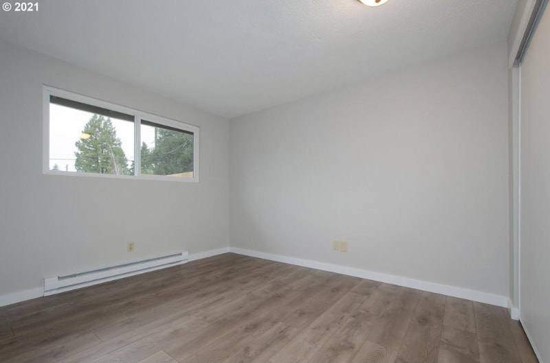 Building Photo - 6112 NE Hazel Dell Ave