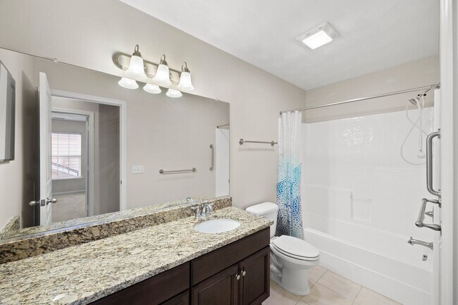 Building Photo - 5543 Botanical Dr