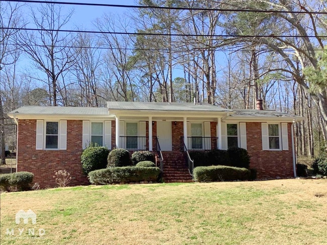 Building Photo - 1840 Westridge Dr