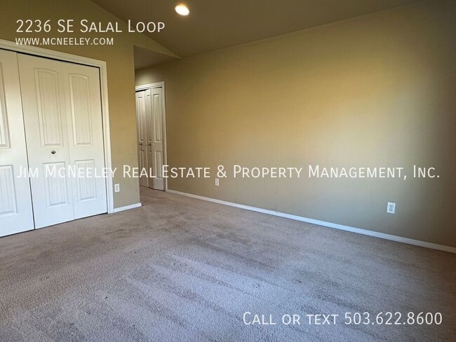 Building Photo - 2236 SE Salal Lp