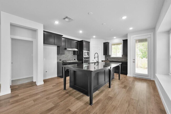 Building Photo - 109 Morning Nook Ct
