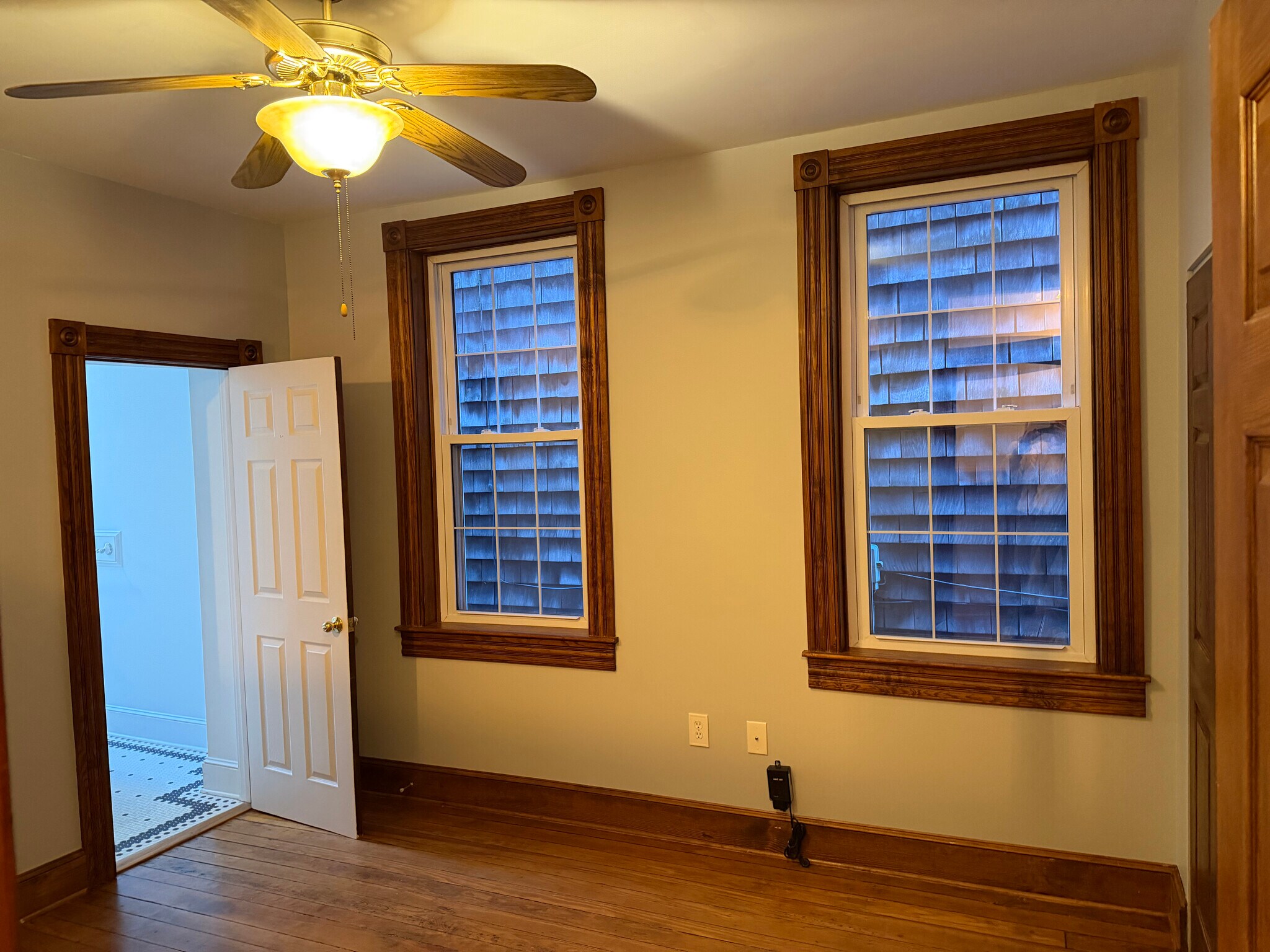 Bedroom - 50 Cornhill St