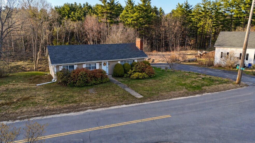 Building Photo - 45 Greer Rd