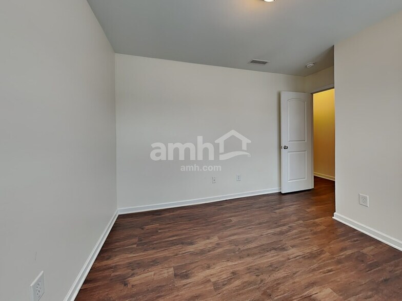 Building Photo - 5215 Smoky Ridge Ln