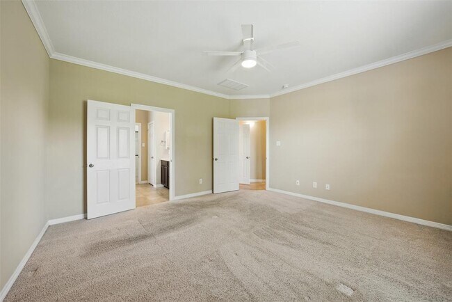 Building Photo - 27154 Harvest Pointe Ln