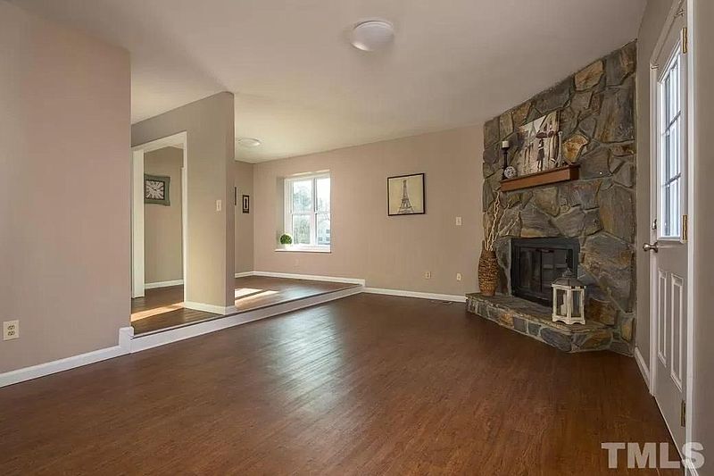 Building Photo - 515 Brent Rd