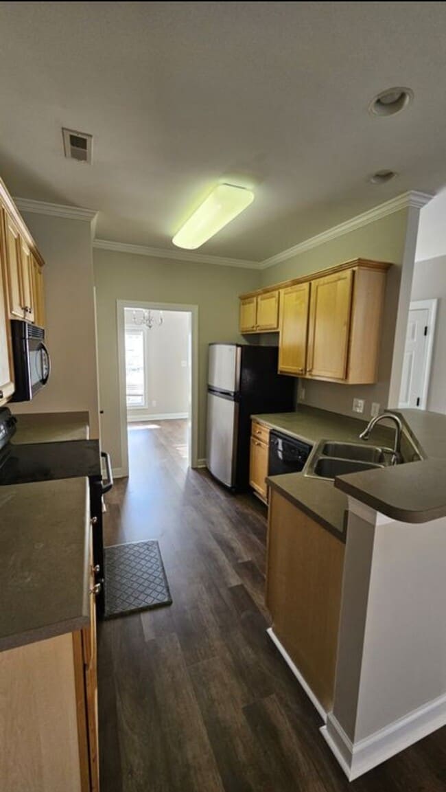 Building Photo - 412 Morning Star Dr