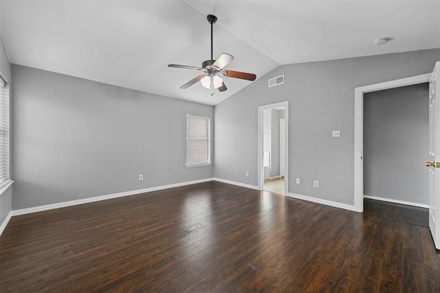 Building Photo - 213 Dodge Trail