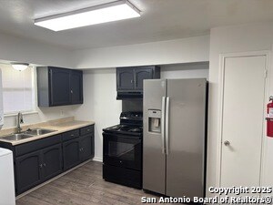 Building Photo - 214 Merida St